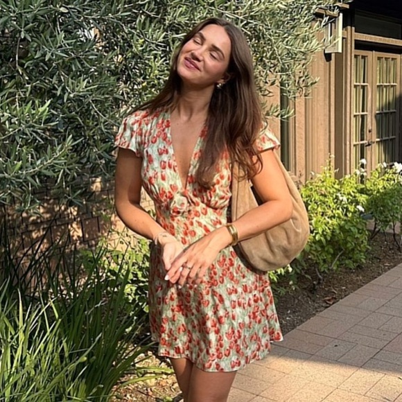 NWT Doen Kelsea Silk Rosette Floral V-Neck Short Sleeve Mini Dress Tulip Fields - Picture 8 of 16